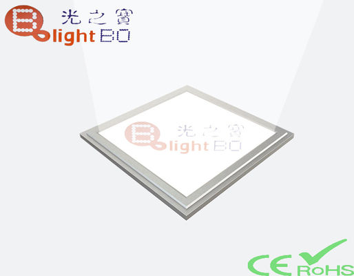 il quadrato 1300lm ha messo il bianco puro piano della luce di pannello del LED per auditorium